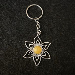 ⭐️24030 Yellow Star Key Chain⭐️